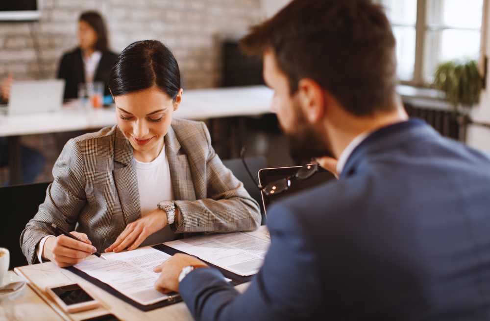 Firmar tu contrato de trabajo es más que imprescindible